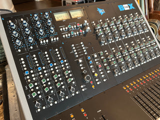 Media 9