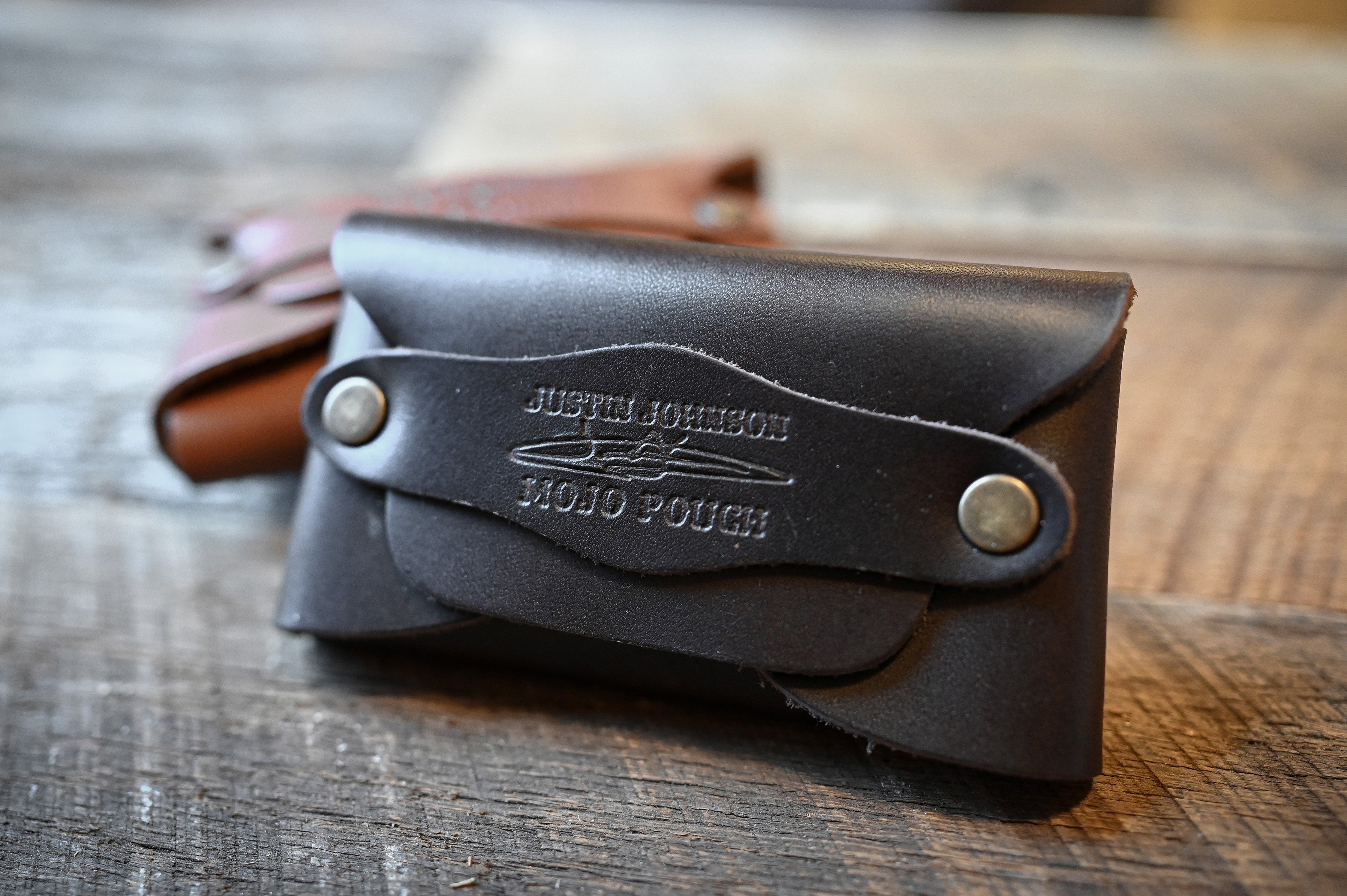 THE MOJO POUCH - Premium Leather Accessory Pouch – Justin THE MOJO POUCH - Premium Leather Accessory Pouch – Justin